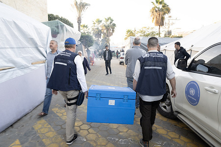 WHO supplies are delivered to the cold chain at Al Aqsa Hospital, Deir Al Balah.